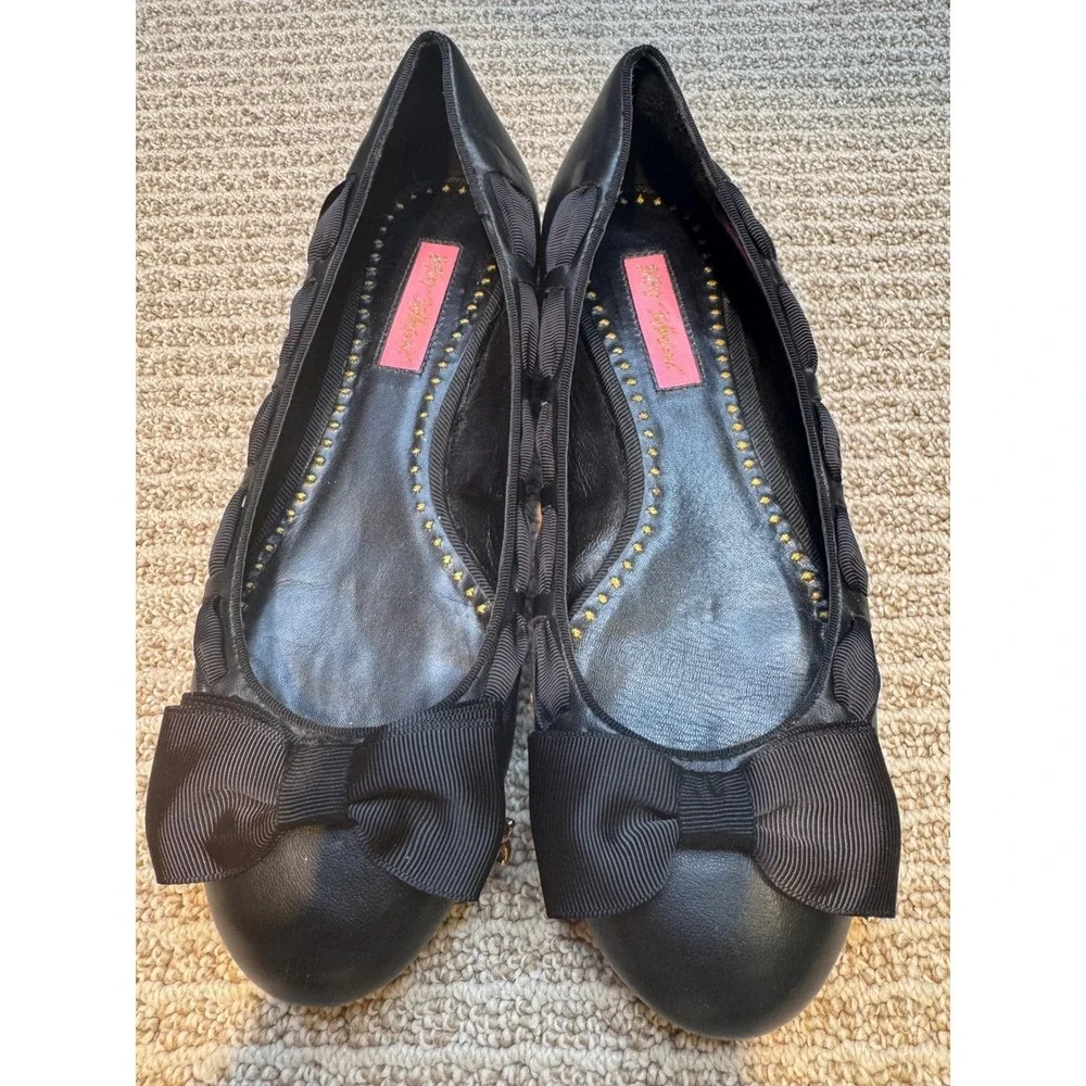 Betsey Johnson Black Leather Bow Ballet Flats Women's Size 8 Vero Cuoio‎ Leather